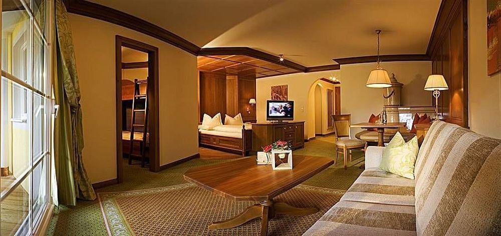 Post Hotel